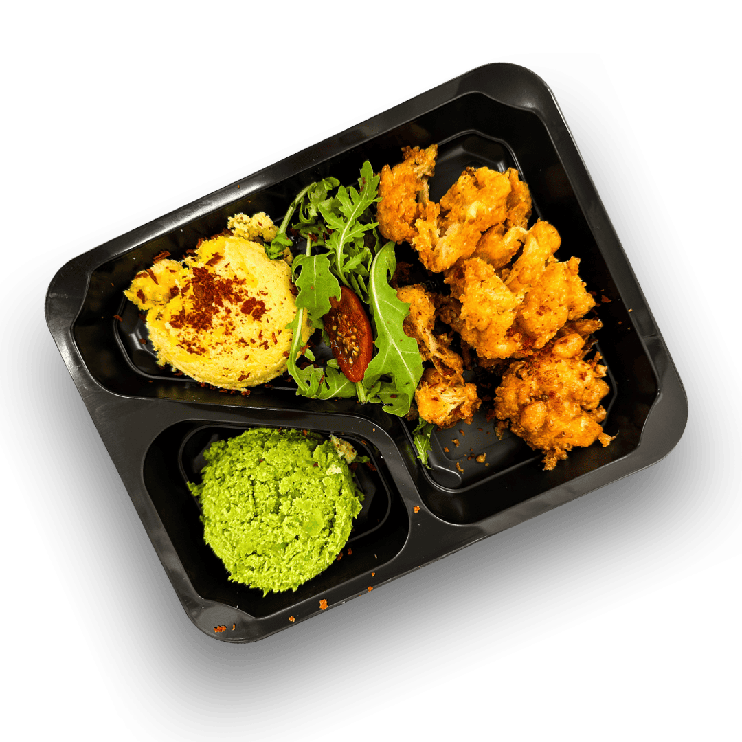 Kalafior w tempurze, polenta, pasta z zielonego groszku